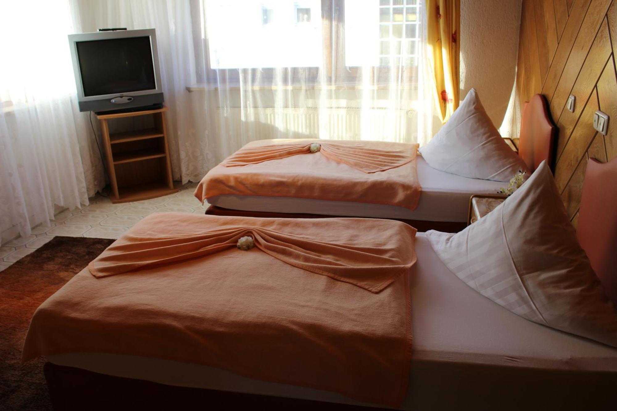 Top Hotel Edingen Zewnętrze zdjęcie