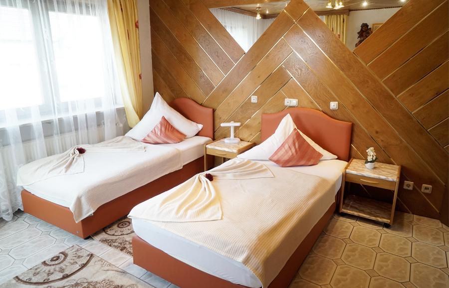 Top Hotel Edingen Zewnętrze zdjęcie